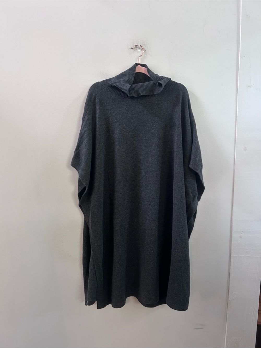 Eileen fisher cashmere poncho one size